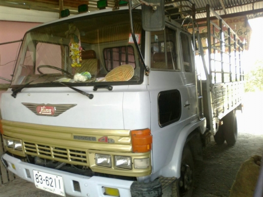 ขาย 6ล้อHINO FD172B เครื่องHO7C 185แรงกระบะคาร์โก้ยาว4.70เมตรพร้อมใช้
