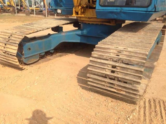 ขายรถแบคโฮ KOMATSU PC200-3 คอลโทรลสั้น ตัวเดินใหญ่ แทร็คใหญ่ รถนอกนำเข้าสภาพสวย มีVDOการทำงานครับ ขายรถแบคโฮ KOMATSU PC200-3 คอลโทรลสั้น ตัวเดินใหญ่ แทร็คใหญ่ รถนอกนำเข้าสภาพสวย มีVDOการทำงานครับ