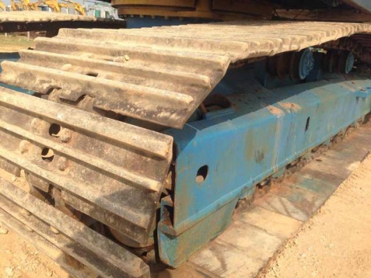 ขายรถแบคโฮ KOMATSU PC200-3 คอลโทรลสั้น ตัวเดินใหญ่ แทร็คใหญ่ รถนอกนำเข้าสภาพสวย มีVDOการทำงานครับ ขายรถแบคโฮ KOMATSU PC200-3 คอลโทรลสั้น ตัวเดินใหญ่ แทร็คใหญ่ รถนอกนำเข้าสภาพสวย มีVDOการทำงานครับ