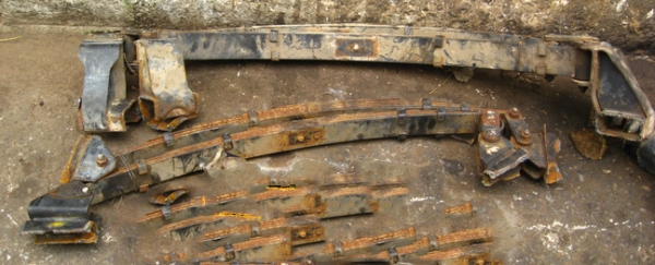 แหนบจิ๊ปมิตซู หน้ากว้าง ตัดแซสซีมา พร้อมเต้าแหนบโตงเตง ครบชุดหน้าหลัง