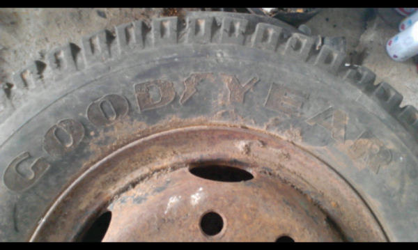 ขายล้อกระทะพร้อมยาง อะไหล่10 ล้อหัวยาว ราคา 3000