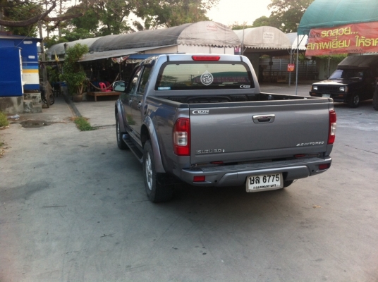ขายISUZU HI-LANDER CAB4 D-MAX3.0 ขายISUZU HI-LANDER CAB4 D-MAX3.0