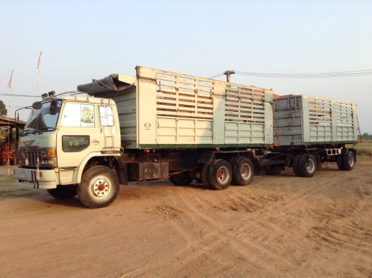 ขายรถพ่วงแม่ลูกดั้มเกษตร เครื่อง EP100 turbo 280 แรงม้า คัสซีสวยตลอดส้น ทะเบียนพร้อมโอน ราคาต่อรองได้