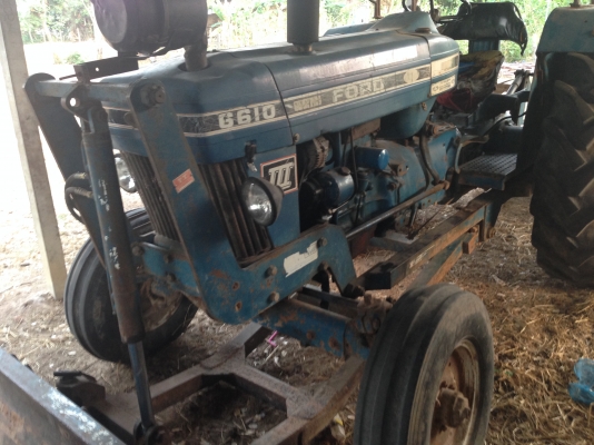 ขายรถไถ FORD 6600 เต็ม มีภาพวีดีโอ  เกียร์ D5NN  ท้ายเบาะD6NN  เครื่องดี T3-D5NN ผาน 7 ดันหน้า สภาพเดิมๆ เอกสารใบอินวอย  ราคา 338000 บาท  สนใจติดต่อ คุณชัยย สตึก โทร 081-9972972 089-8451778