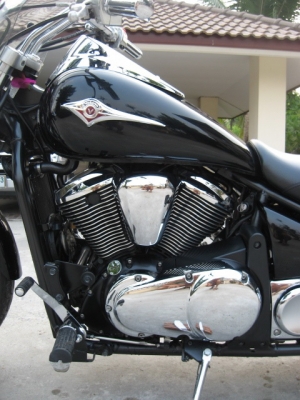 ขาย kawasaki vulcan 900 ปี 2007 รถศูนย์ทะเบียนพร้อมโอน