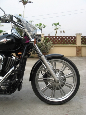 ขาย kawasaki vulcan 900 ปี 2007 รถศูนย์ทะเบียนพร้อมโอน