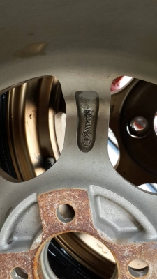 แม็ก te37 ขอบ15x8 พร้อมยางโยโก 195 55 15 ปี09  1ชุด สวยๆ