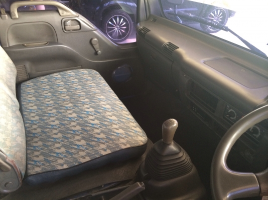 ขาย6ล้อ NQRปี2002 ยาว5.50เมตรครับ570000เอาไปเลย ขาย6ล้อ NQRปี2002 ยาว5.50เมตรครับ570000เอาไปเลย