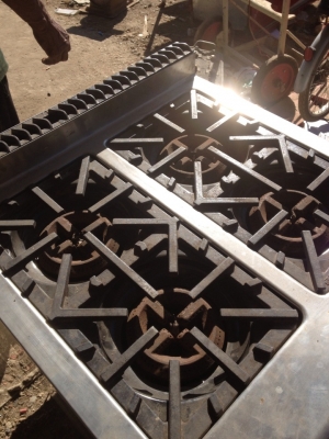 ขายเตาฝรั่ง พร้อมเตาอบในตัว ของนอก สภาพสวยพร้อมใช่งาน ราคาถูกๆครับ