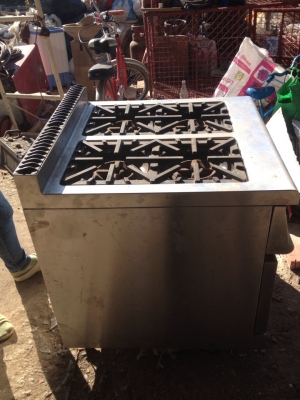 ขายเตาฝรั่ง พร้อมเตาอบในตัว ของนอก สภาพสวยพร้อมใช่งาน ราคาถูกๆครับ