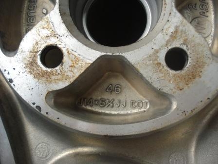 ล้ออะไหล่พร้อมยาง ขอบ 14 4รู 100 ยางดอกหนาๆแทบไม่ได้ใช้ 1 วง