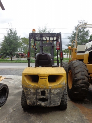 ขายรถฟอล์คลิฟท์ Komatsu FD30T17 ขายรถฟอล์คลิฟท์ Komatsu FD30T17