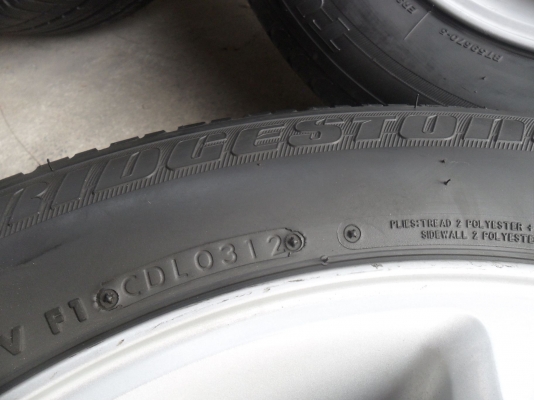 ล้อแม็ก 16นิ้ว6รู อีซูซุ พร้อมยาง 215/60R16 สวยๆ 4 ล้อ ราคา 6900 บาท