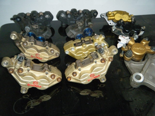 ## ปั๊มเบรค NISSIN TOKICO BREMBO R1 พร้อมจานเบรค NSR 250 RR ##