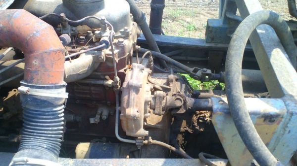 รถโม่ปูน ISUZU KS  เครื่อง EH700 โม่ขนาด ๓ คิว แบบโม่ตรง ปั้ม KAYABA