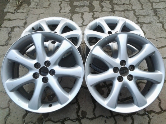 ขอบ17  5รู100  ใส่ท้ายโด่ง  วิส  อัลติส