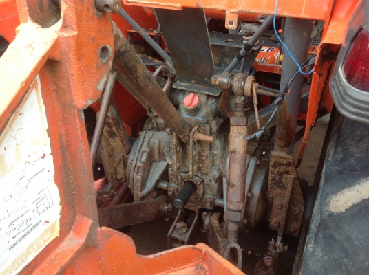 ปัญญาแทรคเตอร์มาแล้ว...จัดมาให้ครับ คูโบต้า L2808  ผาน5 พร้อมเล่มทะเบียน