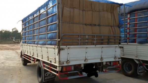 ขายดาวน์ NPR150 รถสองปีกว่ามี2คันครับ ลดเงินดาวน์เหลือ 250000 ครับ