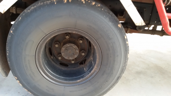 ขายดาวน์ NPR150 รถสองปีกว่ามี2คันครับ ลดเงินดาวน์เหลือ 250000 ครับ