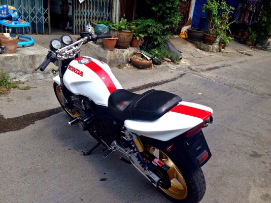 ขายcb400 ปี93 อินวอย สพม สภาพเยี่ยม{ลดกันไปเลย60000}