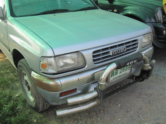 ขายรถกระบะอีซูซุ หน้าหนู ปี 1996 ตัวSLX เดิมๆสวยพร้อมใช้งาน