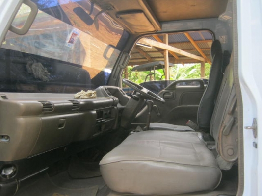 รถ6ล้อ อีซุซุ NPR120 แรง