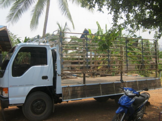 รถ6ล้อ อีซุซุ NPR120 แรง