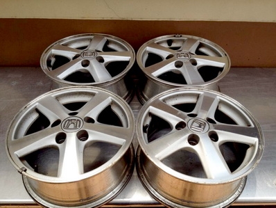 แม็กซ์ ACCORD G7 15 นิ้ว 5-114 สภาพเดิม ไม่คดดุ้งครับ ตจว ส่งได้