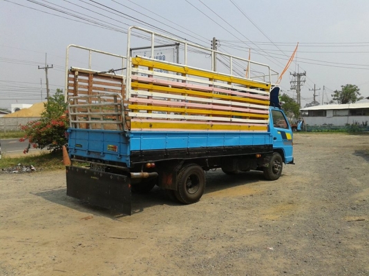 ขาย 6ล้อNKR110 พร้อมใช้งาน