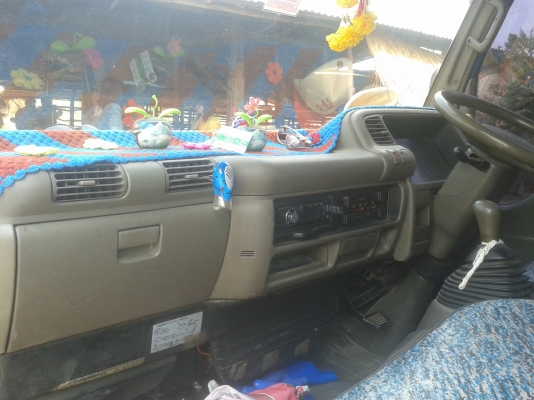 ขาย 6 ล้อ ISUZU ปี41 (จัดแนนช์ทุกจังหวัดอนุมัติง่ายเร็วทันใจ2ช.ม)(เอกสารใช้บัตร+สำเนาทะเบียนบ้าน)พวงมาลัยพาวเวอร์ แอร์หนาว กระจกไฟฟ้า เครื่องเล่นdvd เครื่องแน่นปึ๊กๆ แห้ง แรง สุดๆแซสซีเยี่ยม สวยตลอดเส้น ยางสวย6 เส้น พร้อมโอน พร้อมลุยงานได้เลยไม่ต้องทำอะไ ขาย 6 ล้อ ISUZU ปี41 (จัดแนนช์ทุกจังหวัดอนุมัติง่ายเร็วทันใจ2ช.ม)(เอกสารใช้บัตร+สำเนาทะเบียนบ้าน)พวงมาลัยพาวเวอร์ แอร์หนาว กระจกไฟฟ้า เครื่องเล่นdvd เครื่องแน่นปึ๊กๆ แห้ง แรง สุดๆแซสซีเยี่ยม สวยตลอดเส้น ยางสวย6 เส้น พร้อมโอน พร้อมลุยงานได้เลยไม่ต้องทำอะไ