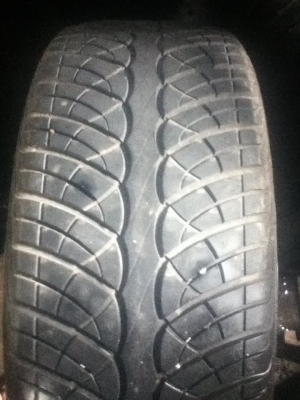 ขายยาง Sonny 265-50-20 ปี 12 สภาพสวยมาก ดอกเต็ม90\% เนื้อยางนิ่ม ไม่บวม ไม่ร้าว ชุดละ 8,900 บาท