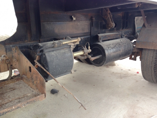 ลดกันสุดๆ!!!ขาย6ล้อ NPR130ไฟเพชรหัวขาว ดั้มดิน ปี49 ลดกันสุดๆ!!!ขาย6ล้อ NPR130ไฟเพชรหัวขาว ดั้มดิน ปี49