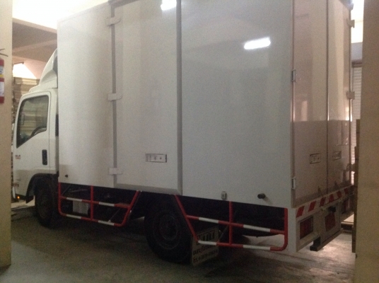 Isuzu Elf NLR 130 ใหม่ ติดตู้อลูมิเนียม