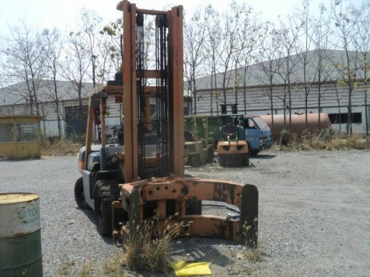 TCM FG 35T8 ขนาด3.5ตัน เสาสูง5430มม. เกียร์ออร์โต้ เครื่องยนต์เบนซิล-แก็ส2ระบบตัวหนีบหมุน4กระบอกไฮโดรลิค ราคาต่อรองได้0816161541