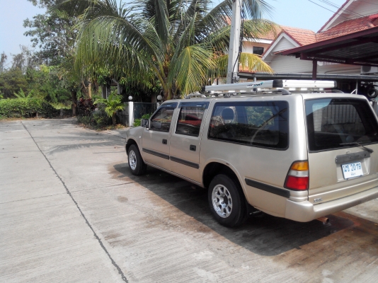 Isuzu dragon eye  4 ประตู ปี 98 เครื่อง 2800 turbo