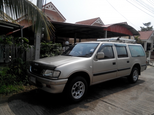 Isuzu dragon eye  4 ประตู ปี 98 เครื่อง 2800 turbo