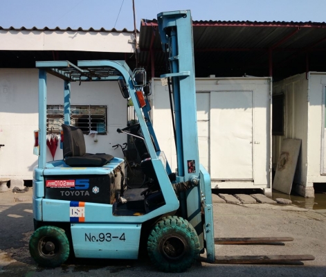 รถยกไฟฟ้า แบบนั่งขับ 1.5 ตัน เสาสูง 6 เมตร Toyota 5FB15 รถยกไฟฟ้า แบบนั่งขับ 1.5 ตัน เสาสูง 6 เมตร Toyota 5FB15