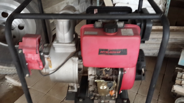 ขายด่วน เครื่องสูบน้ำ “ดีเซล” 4 นิ้ว ( MITSUROMAN ) ขายด่วน เครื่องสูบน้ำ “ดีเซล” 4 นิ้ว ( MITSUROMAN )