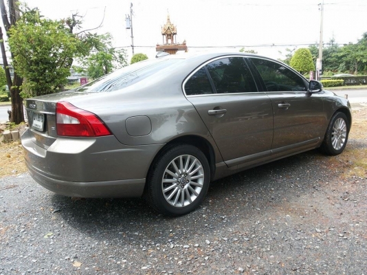 VOLVO S80 D5 โฉมปัจจุบัน เครื่อง2400ดีเชลแรง+ประหยัดน้ำมันรถสวยเดิมห้างแนวสปอร์ตน่าใช้มาก