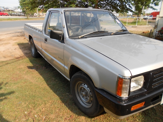 ราคา 65000 บาท  ขายไซโครน L200 ปี1995 พร้อมใช้งาน สภาพสวย สีสวย ชว่งล่างแน่น เครื่องแน่น  เล่มพร้อมโอน ภาษี58 เจ้าของขายเอง