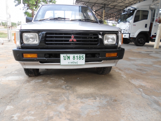 ราคา 65000 บาท  ขายไซโครน L200 ปี1995 พร้อมใช้งาน สภาพสวย สีสวย ชว่งล่างแน่น เครื่องแน่น  เล่มพร้อมโอน ภาษี58 เจ้าของขายเอง