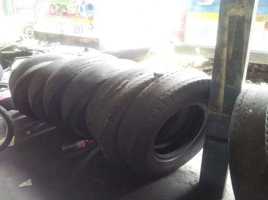 ขายยางใช้แล้ว 900-1000-1100-11r22.5 ไม่สามารถอัดได้ ขายยางใช้แล้ว 900-1000-1100-11r22.5 ไม่สามารถอัดได้