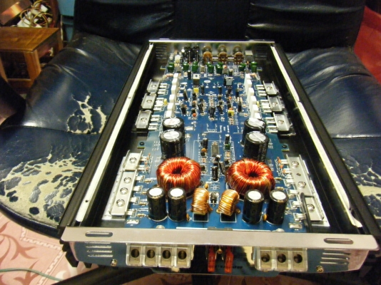 MDS CLASS AB 2CH 2200W MDS CLASS AB 2CH 2200W