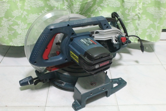 แท่นเลื้อยตัดองศา