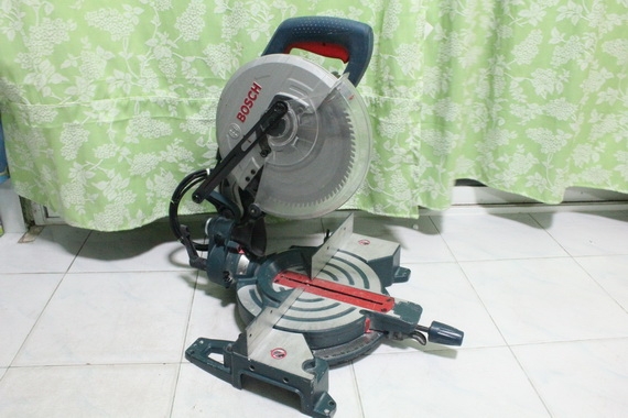 แท่นเลื้อยตัดองศา