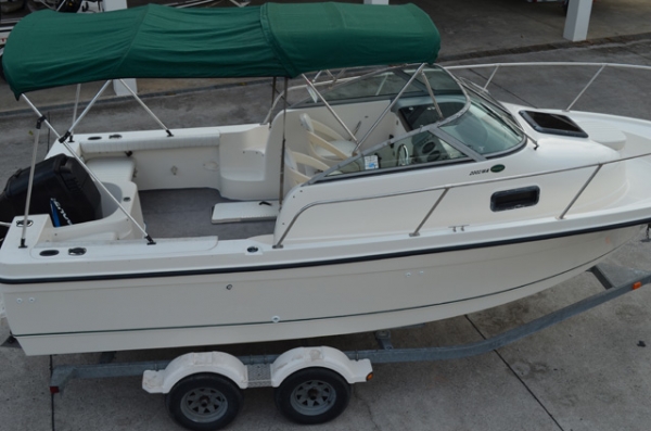 Trophy Pro 2002WA w/Mercury 150 hp 2004 (cabin)
