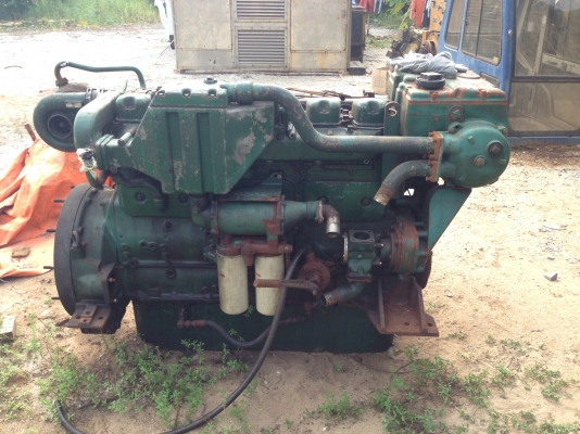 ขายเครื่องเรือvolvo penta 380hp ข้อเหวี่ยงSTD