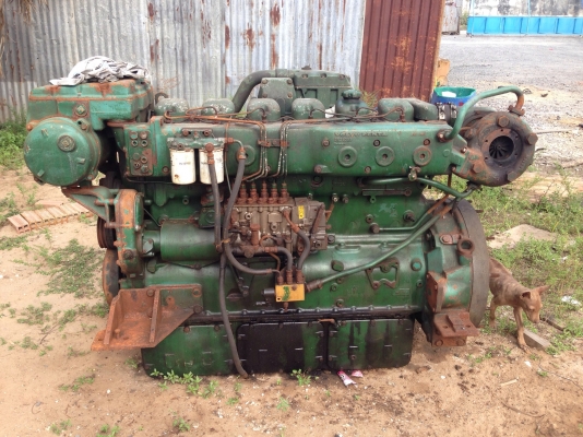 ขายเครื่องเรือvolvo penta 380hp ข้อเหวี่ยงSTD