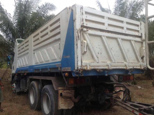 รถอิซูซุ 10 ล้อดั้ม FVZ 300 แรงม้า. ปี 53 สนใจติดต่อ 081 - 6079515 รถอิซูซุ 10 ล้อดั้ม FVZ 300 แรงม้า. ปี 53 สนใจติดต่อ 081 - 6079515