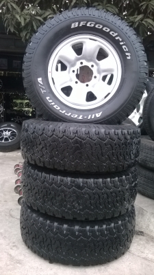 ขายยาง265 70 16 BFพร้อมกระทะชุดละ 9000